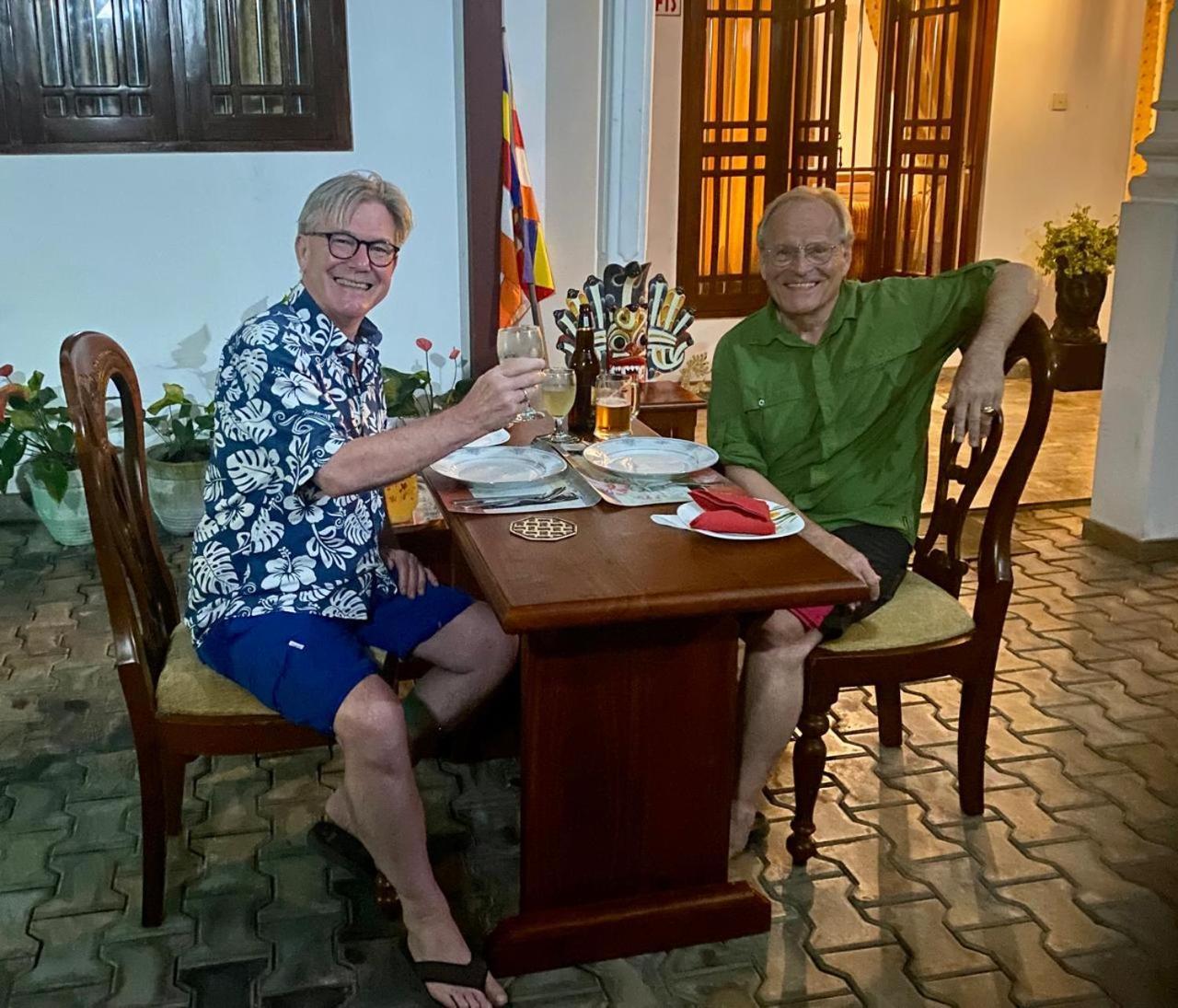 Movi Holiday Apartment Bentota Buitenkant foto