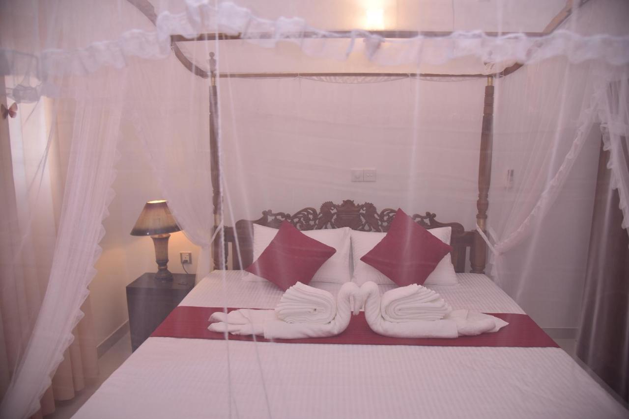 Movi Holiday Apartment Bentota Buitenkant foto